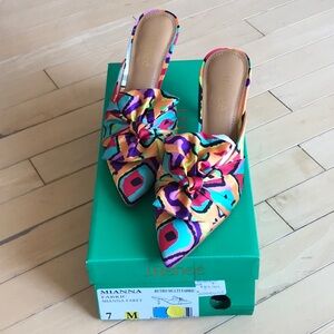 NWT J. Renee colorful fabric mules heel shoes - in box - 7M